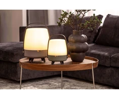 Kooduu – Lite-up Play 2.0 LED lempa su įmontuotu Bluetooth garsiakalbiu (JBL garsas), Sand