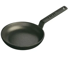 STAUB Ketaus mini keptuvė 12 cm