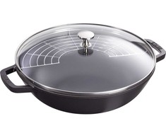 STAUB Ketaus wok su dangteliu 30 cm, juoda