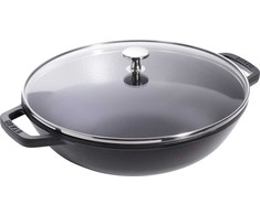 STAUB Ketaus wok su dangteliu 30 cm, juoda