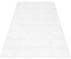 Vasarinė antialerginė antklodė 200×200 cm – lengva ir minkšta