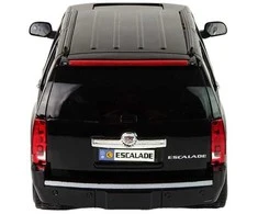 Automobilio Cadillac Escalade su nuotolinio valdymo pultu, juodas