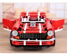 Konstruktoriaus rinkinys Lenktyninis automobilis, 2000 d.