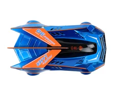 Lazeriu valdomas sportinis automobilis