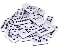 Loginis žaidimas „Domino“
