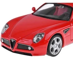 Metalinis automobilis Alfa Romeo 8C su šviesos ir garso efektais