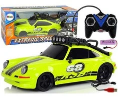 Sportinis automobilis su nuotolinio valdymo pultu, 1:18, žalias