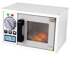 Žaislinė medinė mikrobangų krosnelė su maisto produktais, balta