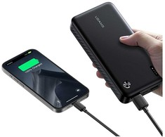 Nešiojamoji baterija USAMS PB83 2xUSB-A 1xUSB-C 20000mAh juoda