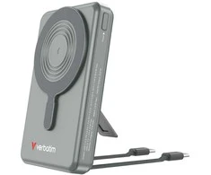 „Verbatim Charge n Go“ 10000 mAh išorinė baterija su magnetiniu belaidžiu stovu, TFT ekranu, 2 USB-C laidu, rutuliniu rutuliuku, 32272