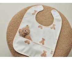 Jollein neperšlampamas seilinukas Bib su kišene Teddy Bear 2vnt