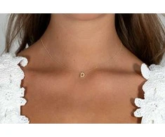 Alisia Auksu padengtas vėrinys su Swarovski perlais "D" AL4258.01.904
