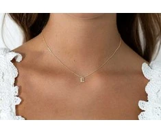 Alisia Auksu padengtas vėrinys su Swarovski perlais "E" AL4258.01.905
