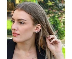 Beneto Žavūs ilgi auskarai su žaliais cirkoniais AGUP3299GR