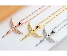 Brilio Silver Brilio Sidabrinis Charming auksinis-plated Angel pakabukas with zircons NCL132Y