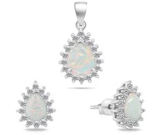 Brilio Silver Brilio Sidabrinis Sidabrinis jewelry set with zircons and baltas opals SET244W (pendant, earrings)