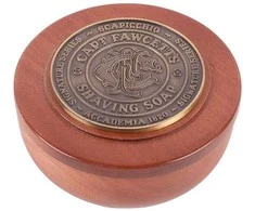 Captain Fawcett Skutimosi muilas medinėje dėžutėje xScapicchio (Skutimosi muilas) 110 g