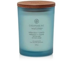Chesapeake Bay Candle vidutinė žvakė – Reflection &amp; Clarity (Sea Salt Sage)