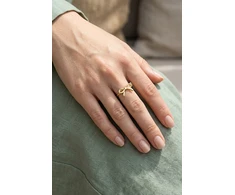 Emily Westwood Delicate auksinis-plated steel ring Bow EWR260799G