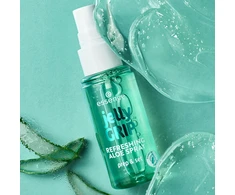 Essence Cosmetics Jelly Grip Refrescante Con Aloe Purškiklis, 50 ml