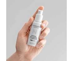 Mádara Madara Botanic Niacinamide Serum 5in1 veido serumas visiems odos tipams, 30 ml