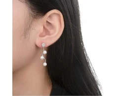 Moiss Elegant sidabrinis auskarai su cirkoniais ir sintetiniais perlais E0003098