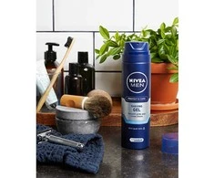 Nivea „Protect &amp; Care“ skutimosi gelis, 200 ml