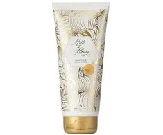 Oriflame Lyginamasis kūno šveitiklis Milk &amp; Honey Gold (Smoothing Sugar Scrub) 200 ml