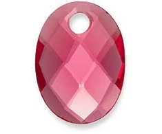 Sparkling PENGEM51-MO Fuchsia Quartz Oval Pendant
