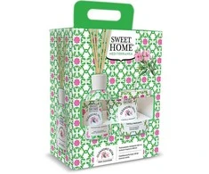 Sweet Home Collection Gift set of aroma diffuser with candle Rožinė Oleander