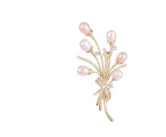 Troli Brooch Bouquet with genuine pearls and crystals Gold