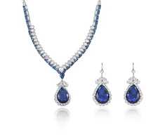 Troli Charming jewelry set with zircons (pakabukas, earrings)