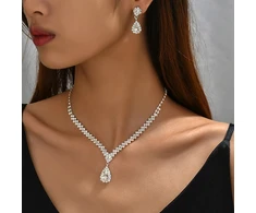 Troli Dazzling jewelry set with clear crystals (pakabukas, earrings)
