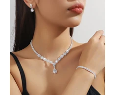 Troli Set of elegant jewelry with crystals (pakabukas, earrings)