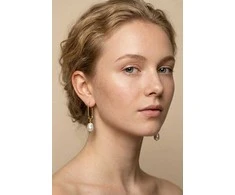 Victoria Walls Gold-plated 2in1 earrings with Sylmara Gold pearl VWE260814G