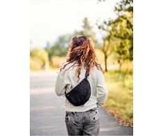 Vuch Dámská crossbody kabelka Clorinda Juodas