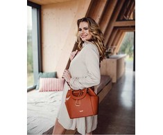 Vuch Moteriška rankinė Vega Brown