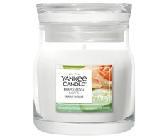 Yankee Candle Aromatic candle Signature glass small Blooming Love 110 g