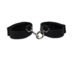 Doc Johnson Vegan Leather Velvet-Lined Adjustable Handcuffs Juodas