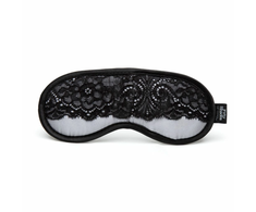 Bobbi Brown Fifty Shades of Pilkas – žaiskite Nice Satin &amp; Lace Blindfold
