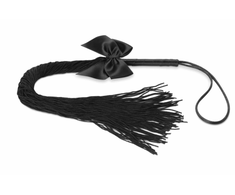 Bijoux Indiscrets Lilly Soft Fringe Whip - Elegant Faux Leather, Juodas