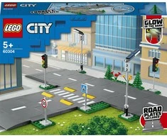 LEGO® City Kelio plokštelės (60304)