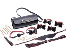 XR Brands Bow Tie Bondage Set with Elegant Carry Bag, Juodas &amp; Raudona