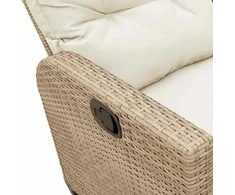 Atlošiama sodo sofa su pagalvėlėmis L formos smėlio spalvos