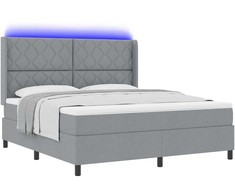 LED Čiužinio Lova Šviesiai pilka 180 x 200 cm audinys
