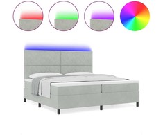 LED Čiužinio Lova Šviesiai pilka 200 x 200 cm Aksomas