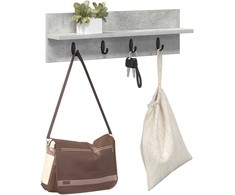 Prikabinamas paltas su saugykla Betono pilka 60 x 10,5 x 18 cm