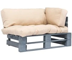 Sodo sofa iš palečių su smėlio pagalvėlėmis, pušies mediena