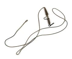 Pavadėlis su greito jungimo sagtimi YORK Leadcore paruoštas 78 cm