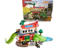 Majorette - Farmyard + 3 Vehicles (8503009000)